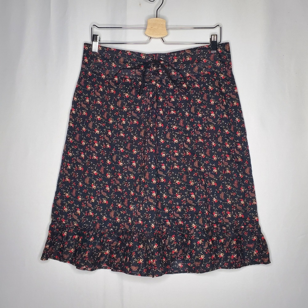 Xhilaration Mini Skirt Medium Lace Up Black Red Floral A Line Ruffle Hem
